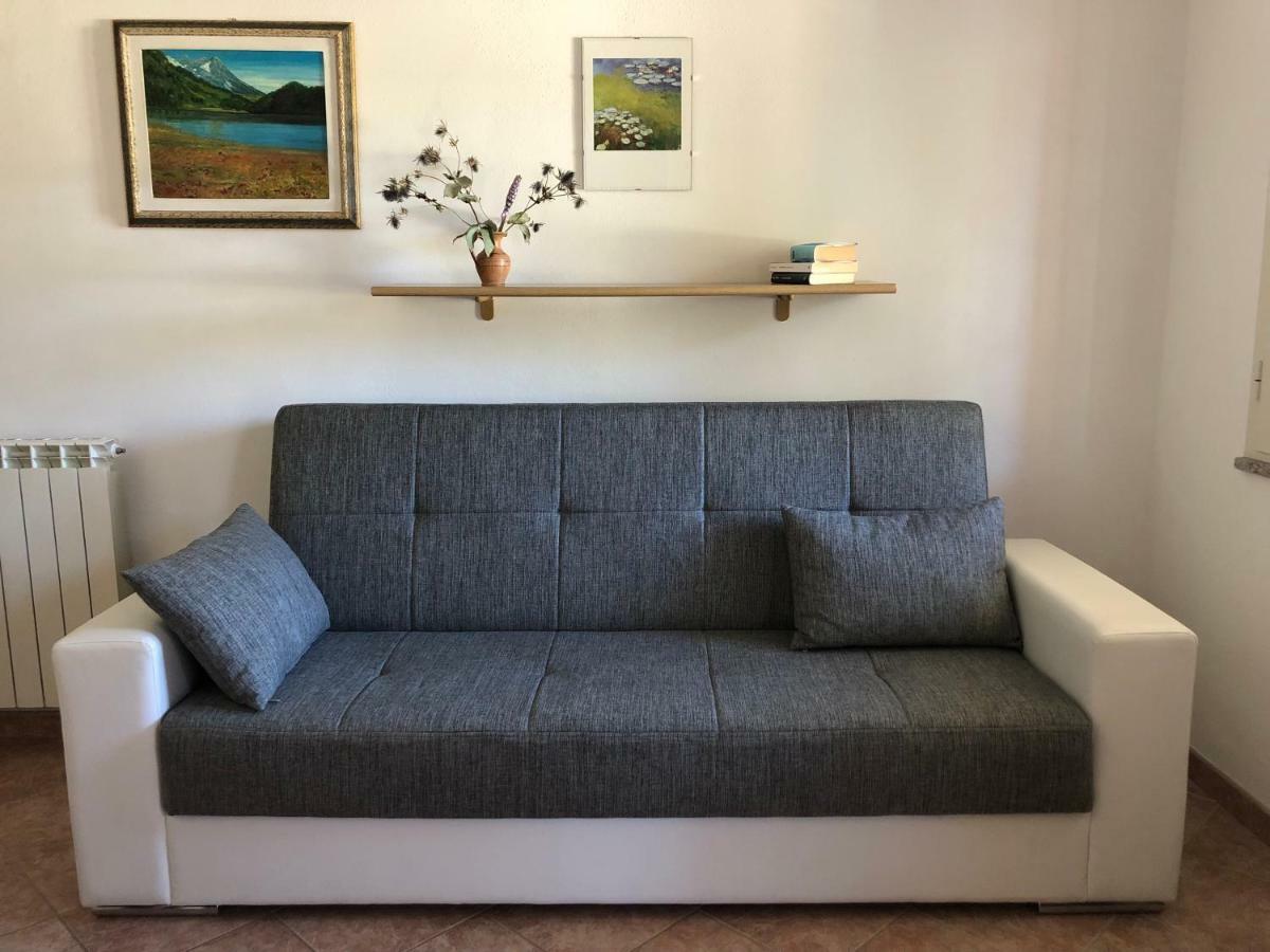 Appartamento In Villa Andreina 奥罗塞伊 外观 照片