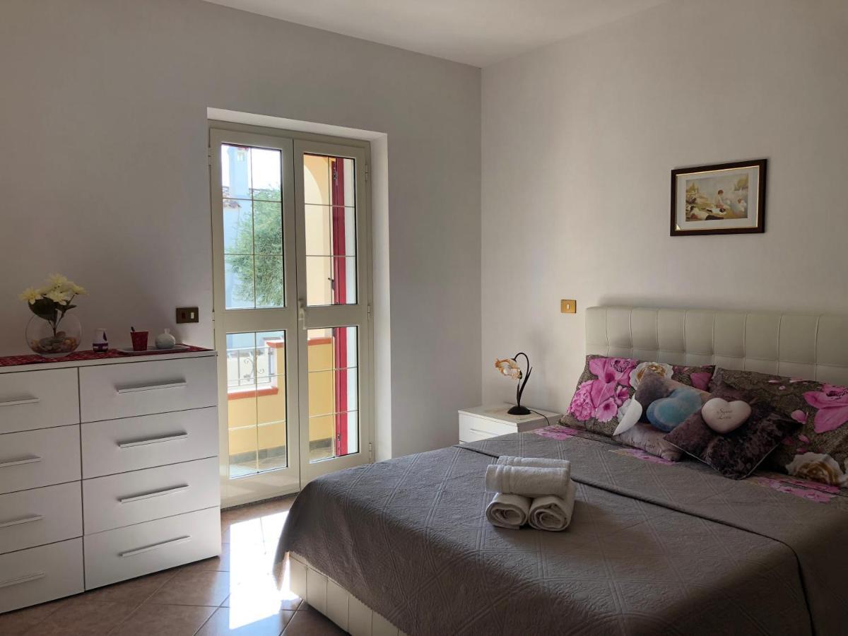 Appartamento In Villa Andreina 奥罗塞伊 外观 照片